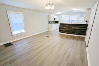 6543 Celeste Ln in New Port Richey, FL - Building Photo - Building Photo