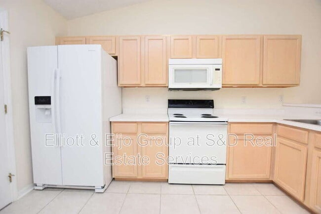 2025 Sylvester Rd in Lakeland, FL - Building Photo - Building Photo