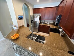 6011 Strada Isle Wy in Orlando, FL - Building Photo - Building Photo