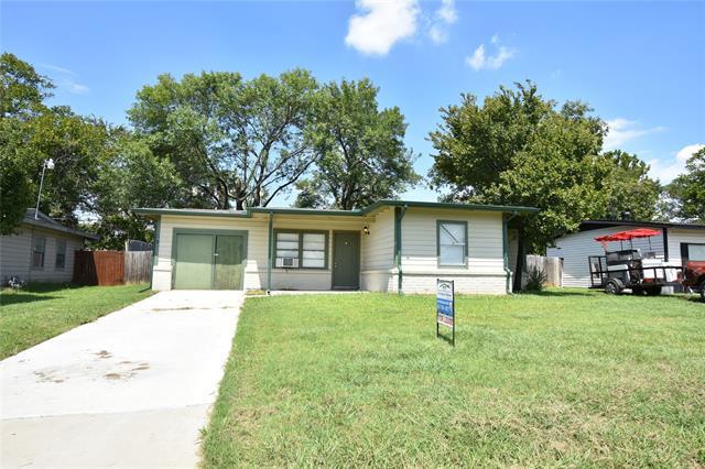 803 Biggs Terrace in Arlington, TX - Foto de edificio