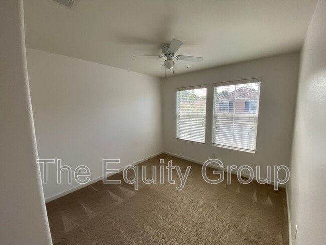 1826 W Van Gogh in Hanford, CA - Building Photo - Building Photo