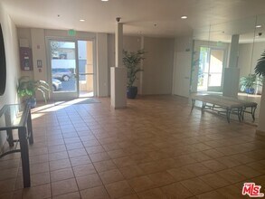 10790 Rose Ave-Unit -107 in Los Angeles, CA - Building Photo - Building Photo
