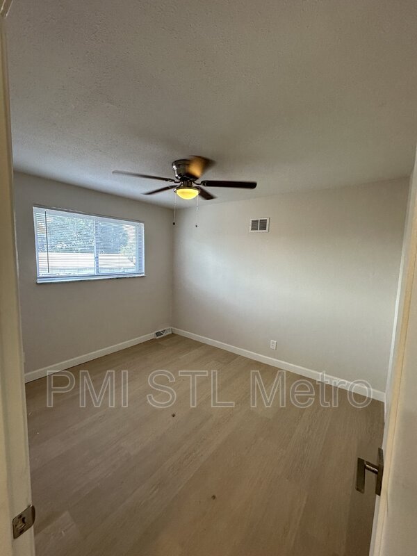 4615-4617-4617 Virginia Ave in St. Louis, MO - Building Photo - Building Photo