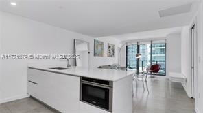 1300 S Miami Ave, Unit # 1711 in Miami, FL - Building Photo - Building Photo