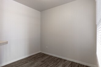 Cuestas Apartment Homes in Las Cruces, NM - Building Photo - Interior Photo