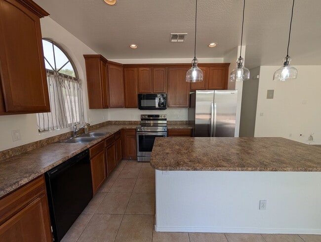 3664 E Sebastian Ln in Gilbert, AZ - Building Photo - Building Photo