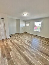 26 Cedar St in New Britain, CT - Foto de edificio - Building Photo