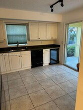610 SE 22nd Ln in Homestead, FL - Building Photo - Building Photo