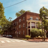 205 N Plum St, Unit 6 Apartments