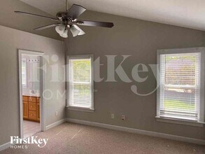 307 Lucas Park Dr in Greensboro, NC - Building Photo - Building Photo