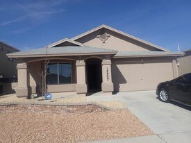 14609 Randall Cunningham in El Paso, TX - Building Photo