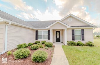 246 Macarthur Dr in Conway, SC - Foto de edificio - Building Photo