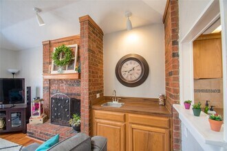 2611 Brandywyne Dr in Carrollton, TX - Building Photo - Building Photo