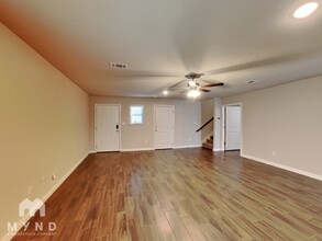 740 Rolling Terrace Cir in Granbury, TX - Building Photo - Building Photo