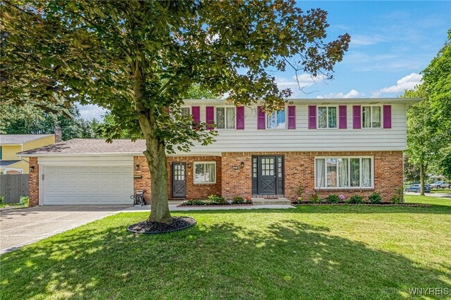 property at 71 Chaumont Dr