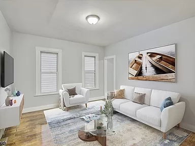 property at 304 N 5th St