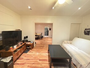 7128 Card Ln in Pittsburgh, PA - Building Photo - Building Photo