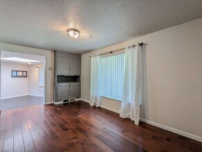 23605 5th Ave W in Bothell, WA - Building Photo - Building Photo