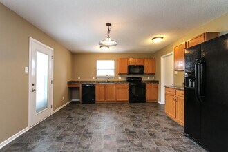 13323 N Brick Chapel Dr in Camby, IN - Building Photo - Building Photo