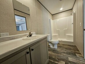 6721 Hidden Oaks Dr in North Fort Myers, FL - Foto de edificio - Building Photo