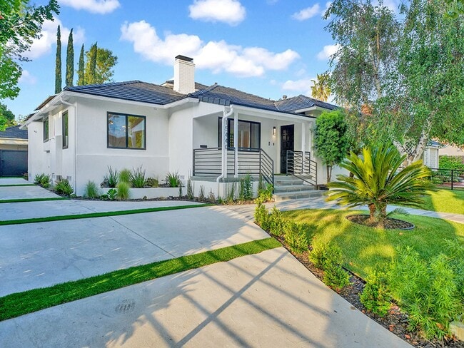 property at 15440 Varden St