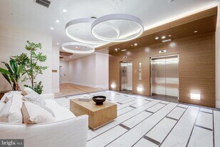 801 N Fairfax St in Alexandria, VA - Building Photo