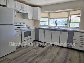 7201 Commons Blvd in Port Richey, FL - Building Photo - Building Photo