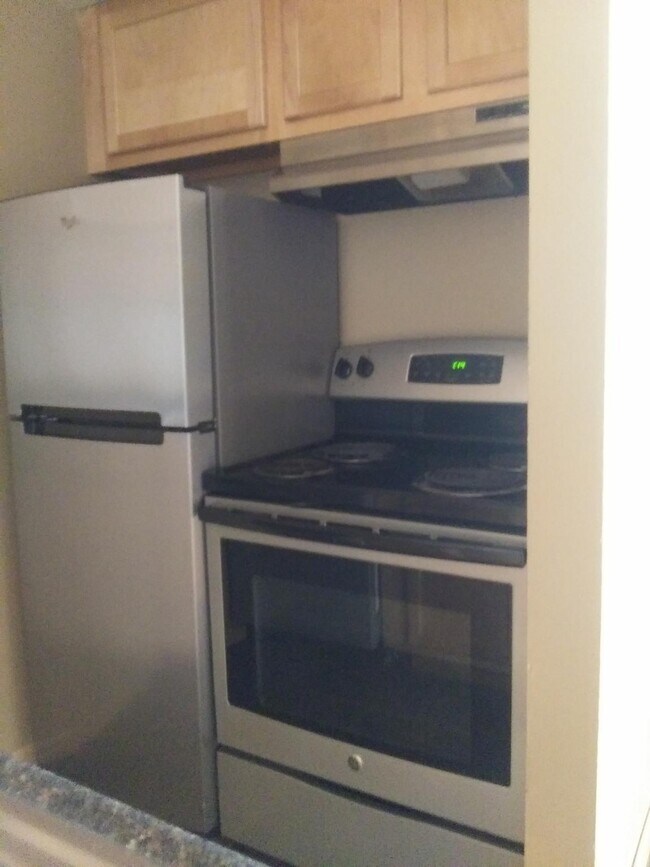 411 E Market St in Iowa City, IA - Building Photo - Building Photo