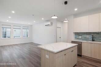 6 West End Ct in Long Branch, NJ - Building Photo - Building Photo