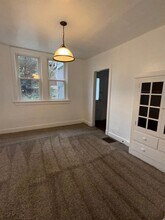 105 Court St in Carnegie, PA - Building Photo - Building Photo