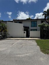 6929 SW 109th Pl in Miami, FL - Building Photo - Building Photo