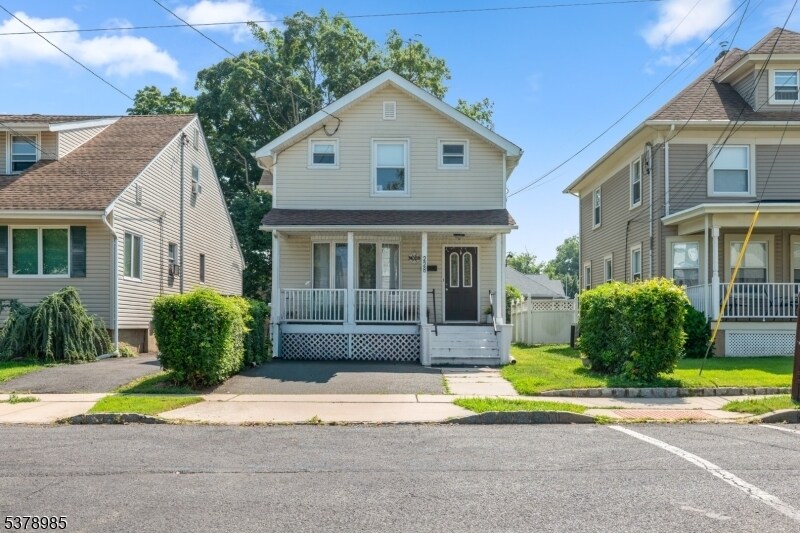 228 John St in Bound Brook, NJ - Building Photo
