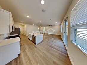 10358 Medusita St in Las Vegas, NV - Building Photo - Building Photo