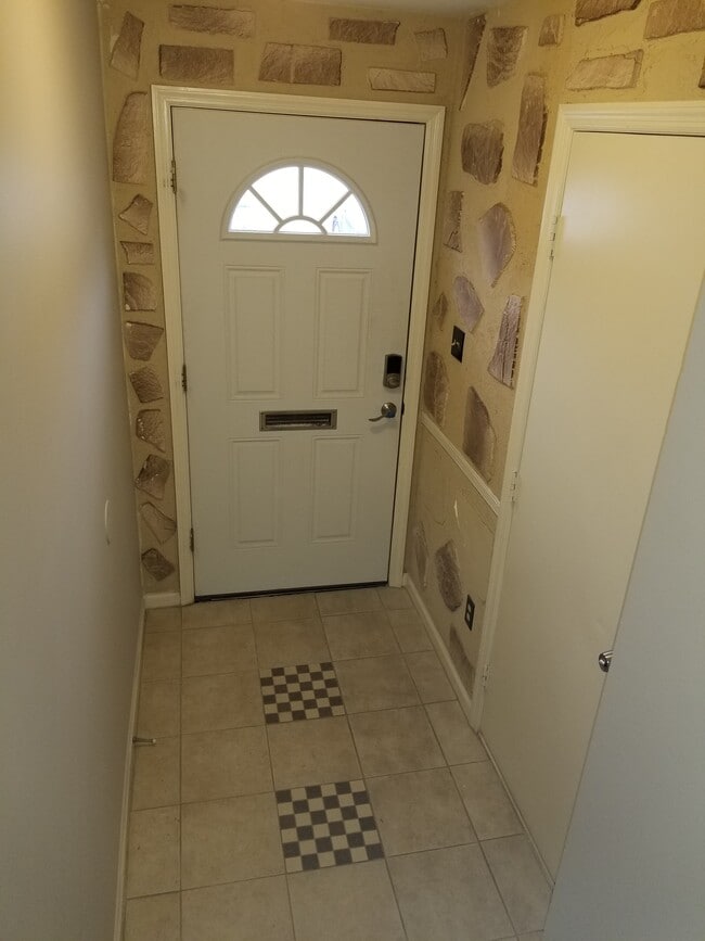 445 W 6th Ave in Conshohocken, PA - Building Photo - Building Photo