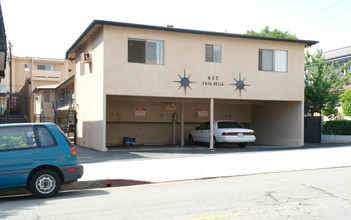 437 E Providencia Ave in Burbank, CA - Building Photo - Building Photo