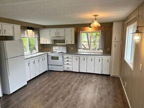 215 1st Ave N in Cascade, MT - Building Photo - Building Photo