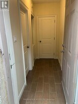 43 Roberta Dr in Toronto, ON - Building Photo