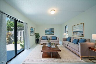 17455 Overhill Dr in Ft. Myers, FL - Building Photo - Building Photo