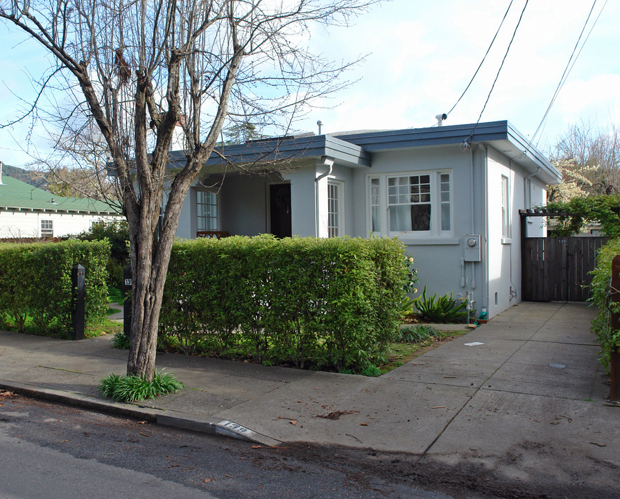 139 Sycamore Ave in Mill Valley, CA - Building Photo