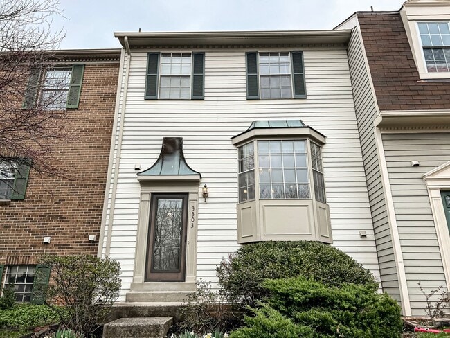 3303 Kinfolk Ct in Herndon, VA - Building Photo - Building Photo