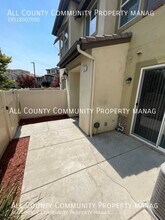 44122 Calle Luz in Temecula, CA - Building Photo - Building Photo