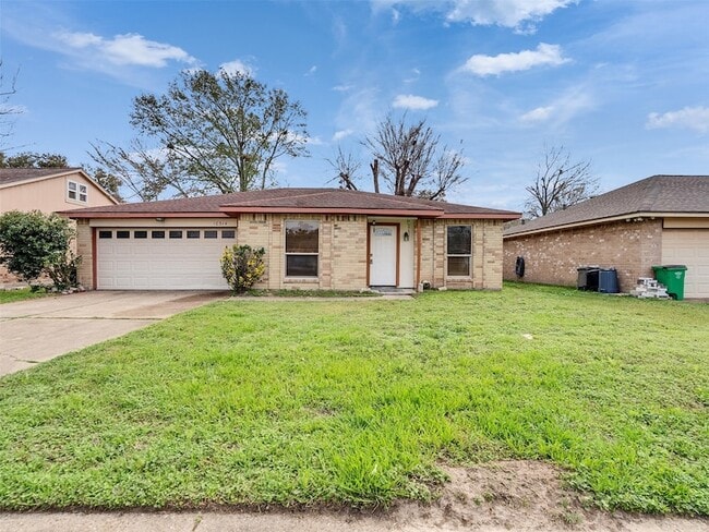 10314 Staghill Dr in Houston, TX - Foto de edificio - Building Photo