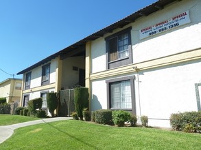 Vesta Street Apartments in Ontario, CA - Building Photo - Building Photo