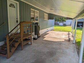 367 Beehive Dr in Oak Hill, FL - Building Photo - Building Photo