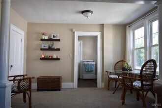 22 Kellogg St in Kirkland, NY - Foto de edificio - Building Photo