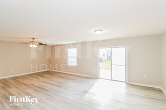 3408 Blue Catfish Dr in Jacksonville, FL - Foto de edificio - Building Photo