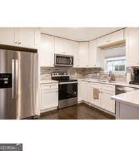 2032 North Ave NW in Atlanta, GA - Foto de edificio - Building Photo