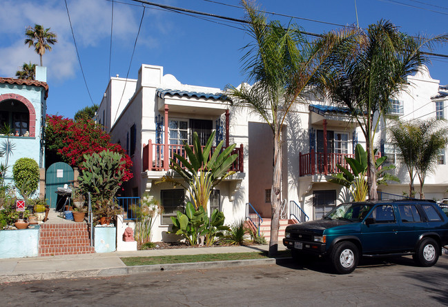 215-217 Loma Vista St in El Segundo, CA - Building Photo - Building Photo