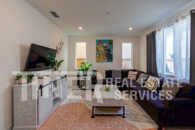 3555 Nuestra Ave in Sacramento, CA - Building Photo - Building Photo