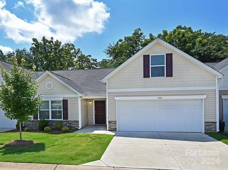 1121 Amberlight Circle in Salisbury, NC - Building Photo